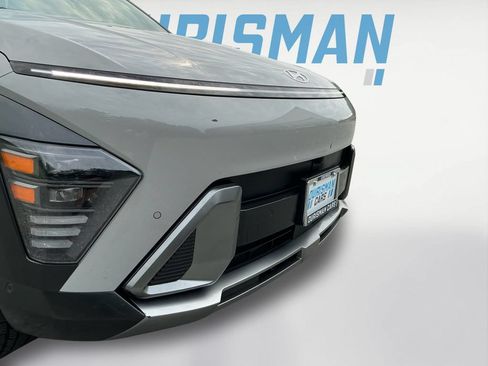 Used 2024 Hyundai Kona Limited AWD/4WD image 22