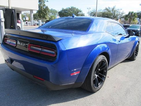 Used 2022 Dodge Challenger SRT Hellcat image 4