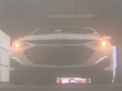 Used 2023 Chevrolet Malibu LT FWD image 3