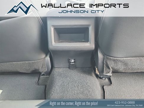 Used 2024 Toyota Camry SE image 25