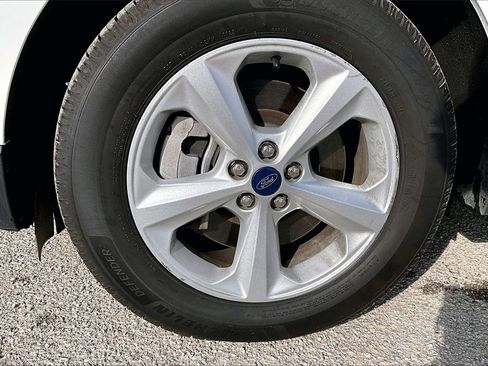 Used 2022 Ford Edge SE w/ Cargo Accessory Package image 8