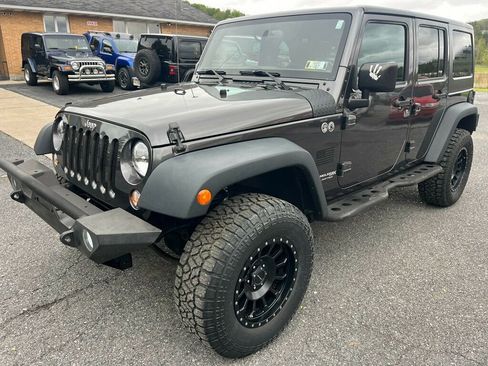 Used 2018 Jeep Wrangler Unlimited Sport S AWD/4WD image 7