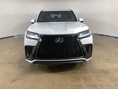 Used 2024 Lexus LX 600 F Sport image 2