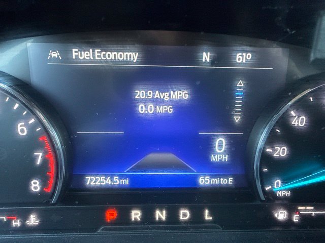 Used 2022 Ford Explorer XLT w/ Equipment Group 202A AWD/4WD image 12