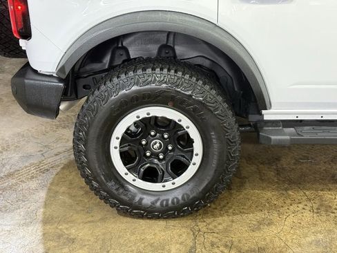 Used 2023 Ford Bronco Outer Banks w/ Sasquatch Package image 6