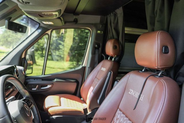 Used 2024 Mercedes-Benz Sprinter 2500 image 31