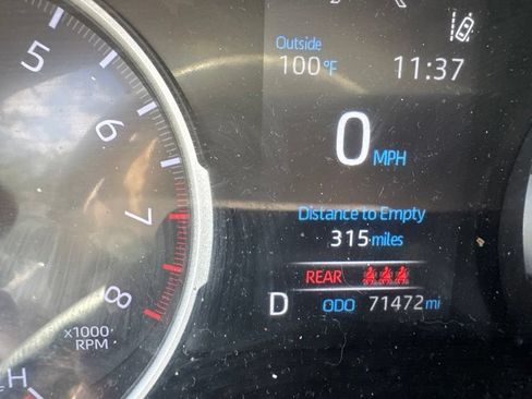 Used 2019 Toyota RAV4 LE FWD image 12