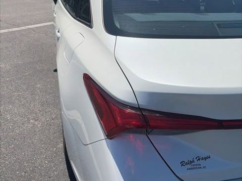 Used 2020 Toyota Avalon Limited w/ Advanced Safety Package FWD image 1