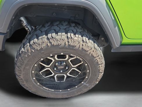 Used 2018 Jeep Wrangler Unlimited Sport S AWD/4WD image 34