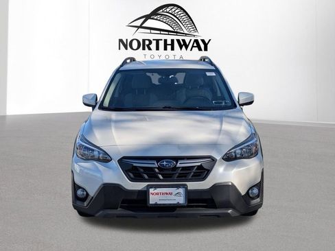 Used 2023 Subaru Crosstrek 2.0i Premium AWD/4WD image 9