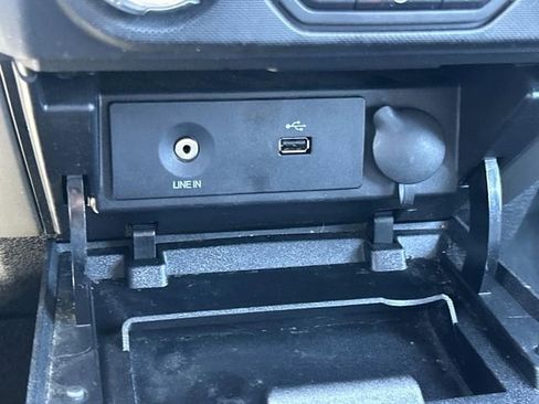 Used 2014 Ford F150 XLT w/ Equipment Group 302A Luxury RWD image 33