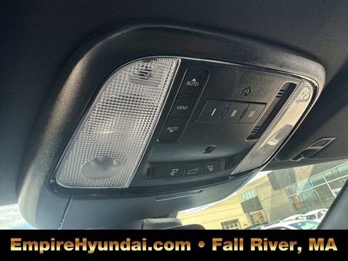 Used 2023 Dodge Durango GT AWD/4WD image 30