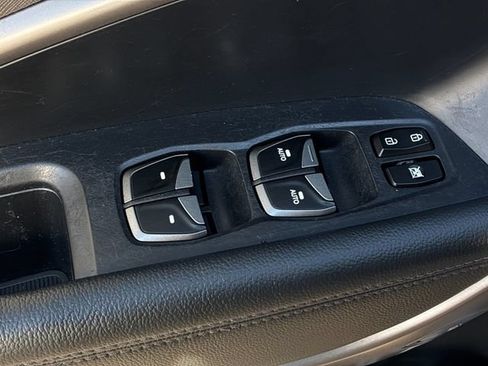 Used 2015 Hyundai Santa Fe Sport FWD image 13