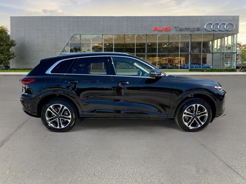 New 2026 Audi Q5 Premium AWD/4WD image 2