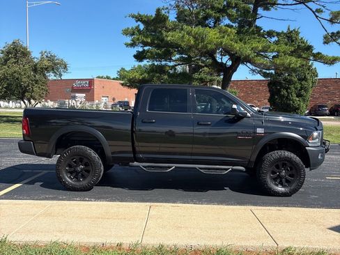 Used 2017 RAM 2500 Power Wagon w/ Leather & Luxury Group AWD/4WD image 4