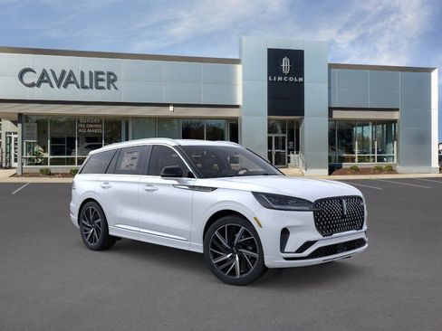New 2026 Lincoln Aviator Black Label w/ Dynamic Handling Package AWD/4WD image 7