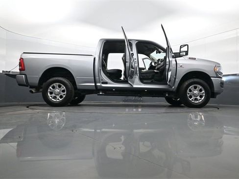 Used 2023 RAM 2500 Laramie image 33