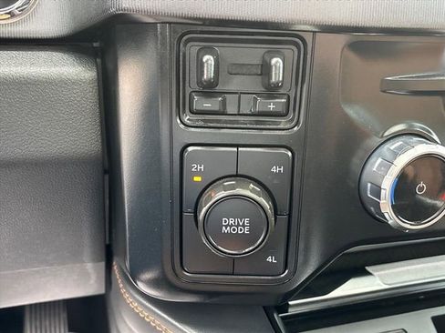 Used 2023 Ford F450 Platinum w/ Camper Package AWD/4WD image 40