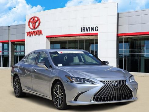 Used 2022 Lexus ES 350 w/ Premium Package FWD image 2