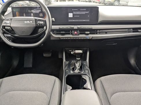 Used 2025 Kia K4 LXS image 15