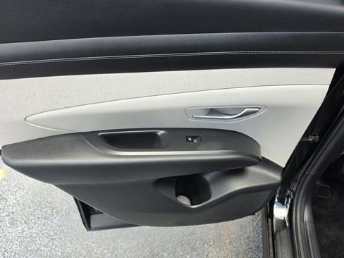 Used 2025 Hyundai Tucson SEL image 11