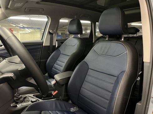 New 2026 Volkswagen Taos SEL AWD/4WD image 21