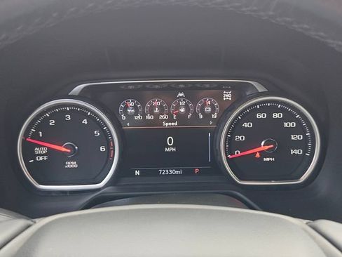 Used 2021 Chevrolet Tahoe Z71 w/ Z71 Off-Road Package AWD/4WD image 37