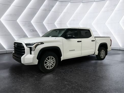 Used 2024 Toyota Tundra SR5 w/ SR5 Convenience Package AWD/4WD image 3