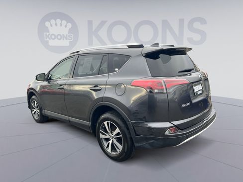 Used 2016 Toyota RAV4 XLE image 4