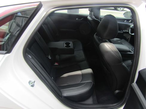 Used 2022 Kia K5 GT-Line AWD/4WD image 14