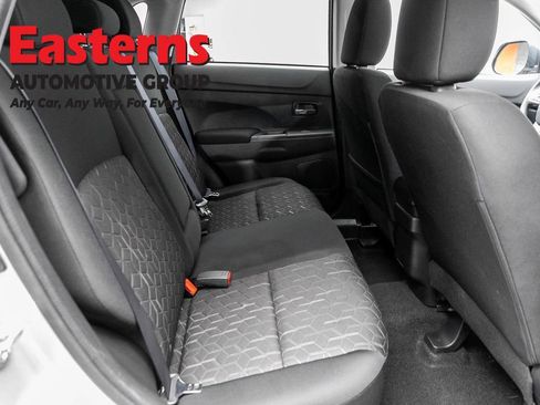 Used 2025 Mitsubishi Outlander Sport SE AWD/4WD image 22