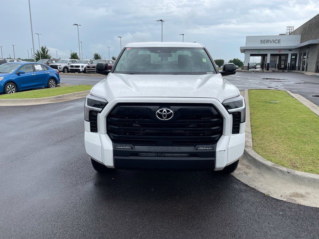 Used 2024 Toyota Tundra SR5 AWD/4WD image 2