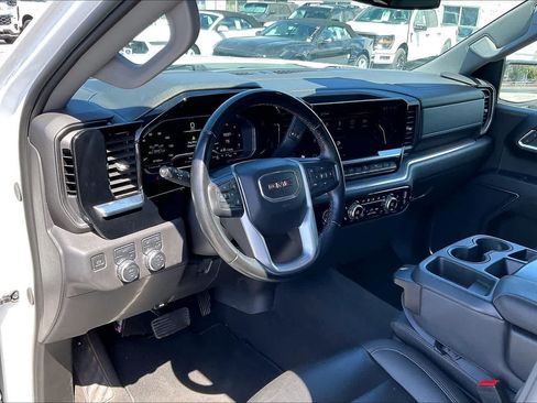 Used 2024 GMC Sierra 1500 SLT AWD/4WD image 2