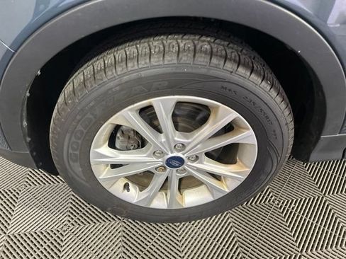 Used 2019 Ford Escape SEL AWD/4WD image 43