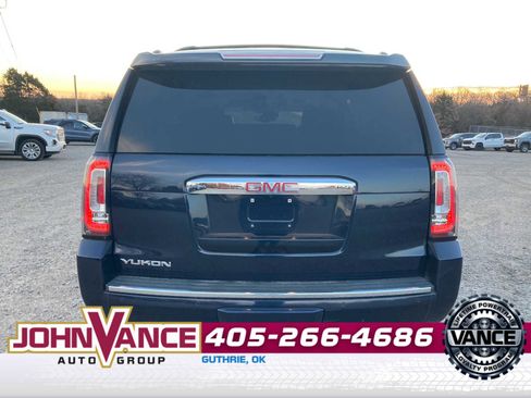 Used 2019 GMC Yukon Denali w/ Denali Ultimate Package image 8