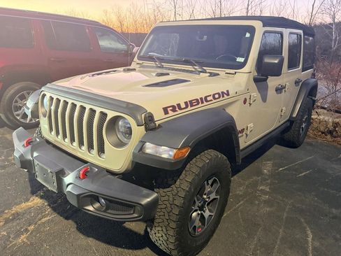 Used 2022 Jeep Wrangler Unlimited Rubicon w/ Cold Weather Group image 34
