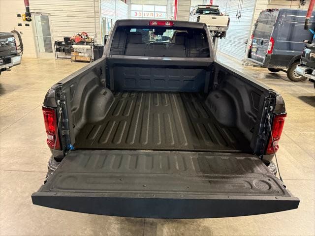 Certified 2025 RAM 2500 Big Horn AWD/4WD image 25
