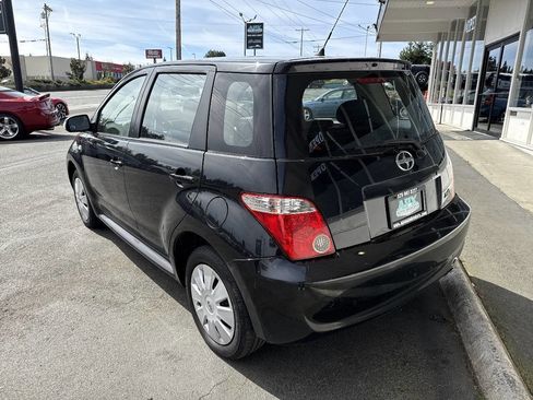 Used 2006 Scion xA FWD image 3