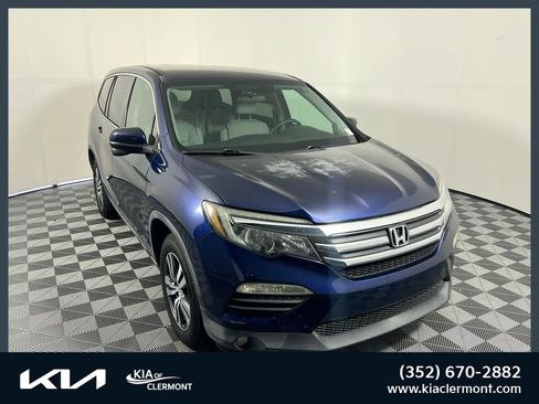 Used 2017 Honda Pilot EX image 1