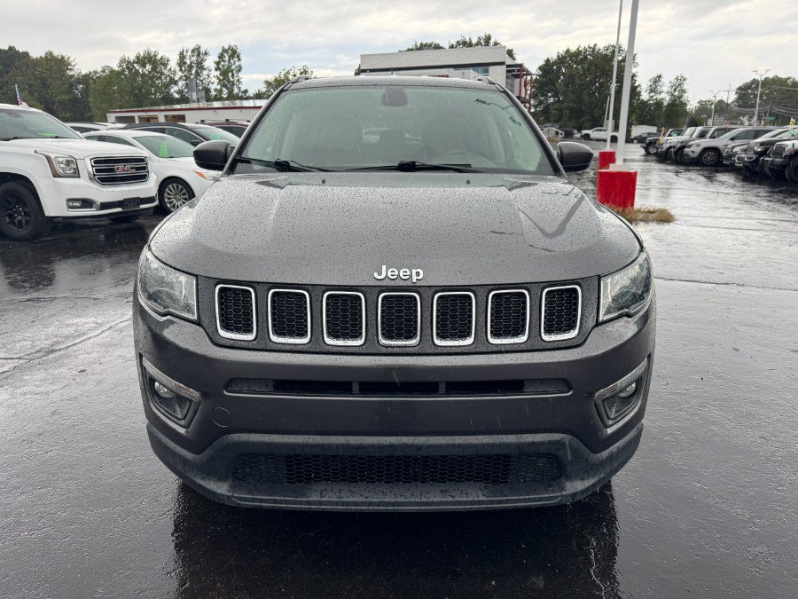 Used 2017 Jeep Compass Latitude w/ Popular Equipment Group AWD/4WD image 8