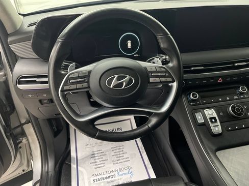Used 2024 Hyundai Palisade Limited AWD/4WD image 15