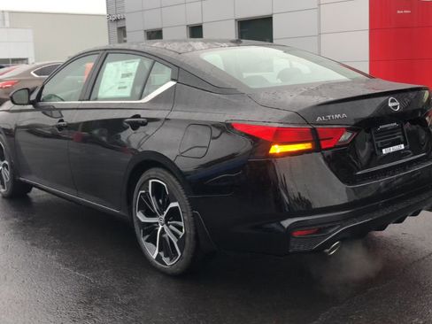 New 2025 Nissan Altima 2.5 SR w/ SR Premium Package image 6