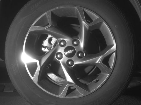 Used 2025 Chevrolet Trax LT FWD image 15