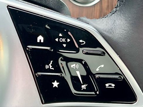 Certified 2026 Mercedes-Benz C 300 4MATIC Sedan image 37