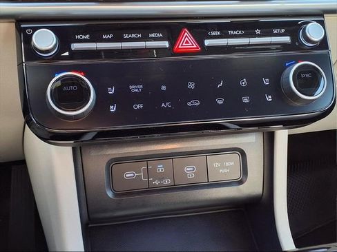 New 2026 Hyundai Tucson Limited image 13