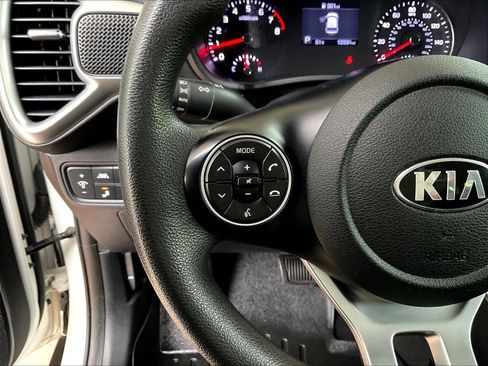 Used 2021 Kia Soul S FWD image 10
