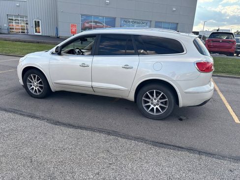 Used 2013 Buick Enclave Leather FWD image 8