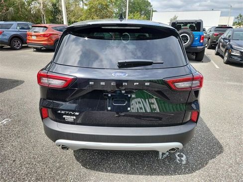 New 2025 Ford Escape Active image 4