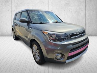Used 2019 Kia Soul + image 1