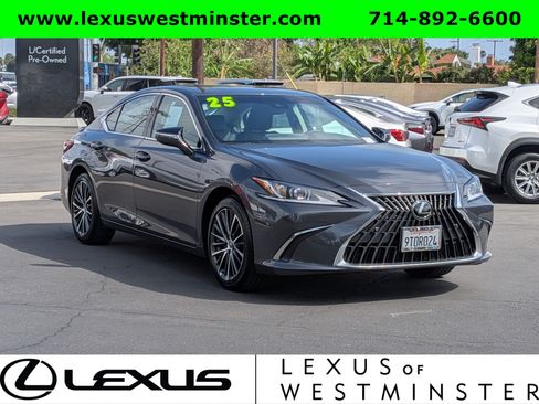 Used 2025 Lexus ES 300h w/ Premium Package FWD image 3